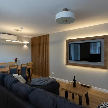 Center Floor View & Balcony Appartement Ostróda