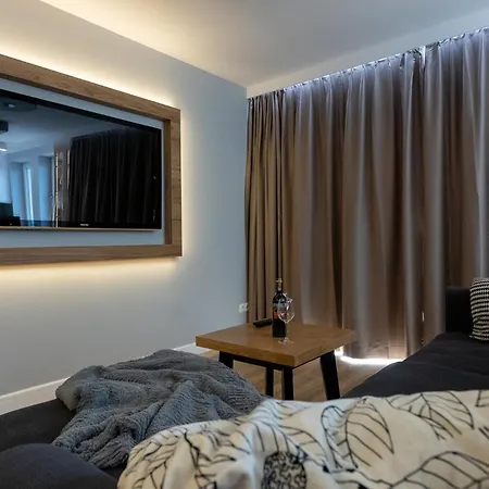 Center Floor View & Balcony Appartement *