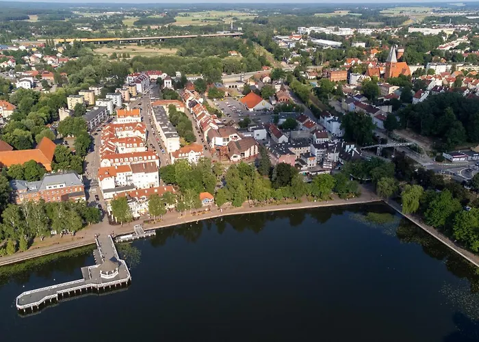 Apartmán Center Floor View & Balcony